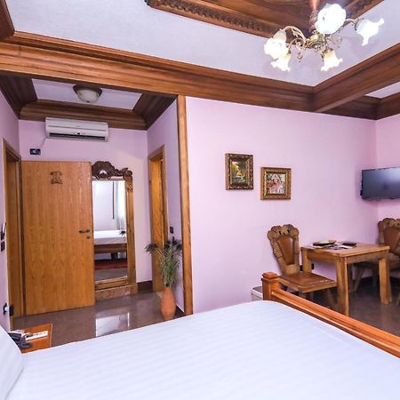Brilant Antik Center Hotel Tirana Extérieur photo