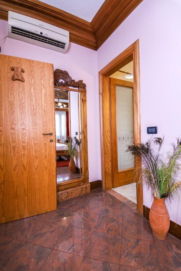 Brilant Antik Center Hotel Tirana Extérieur photo