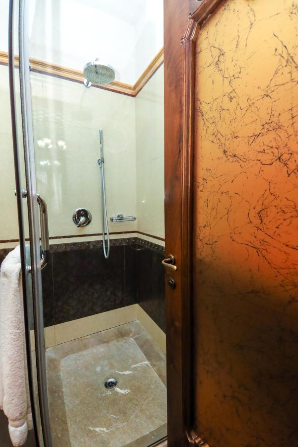 Brilant Antik Center Hotel Tirana Extérieur photo