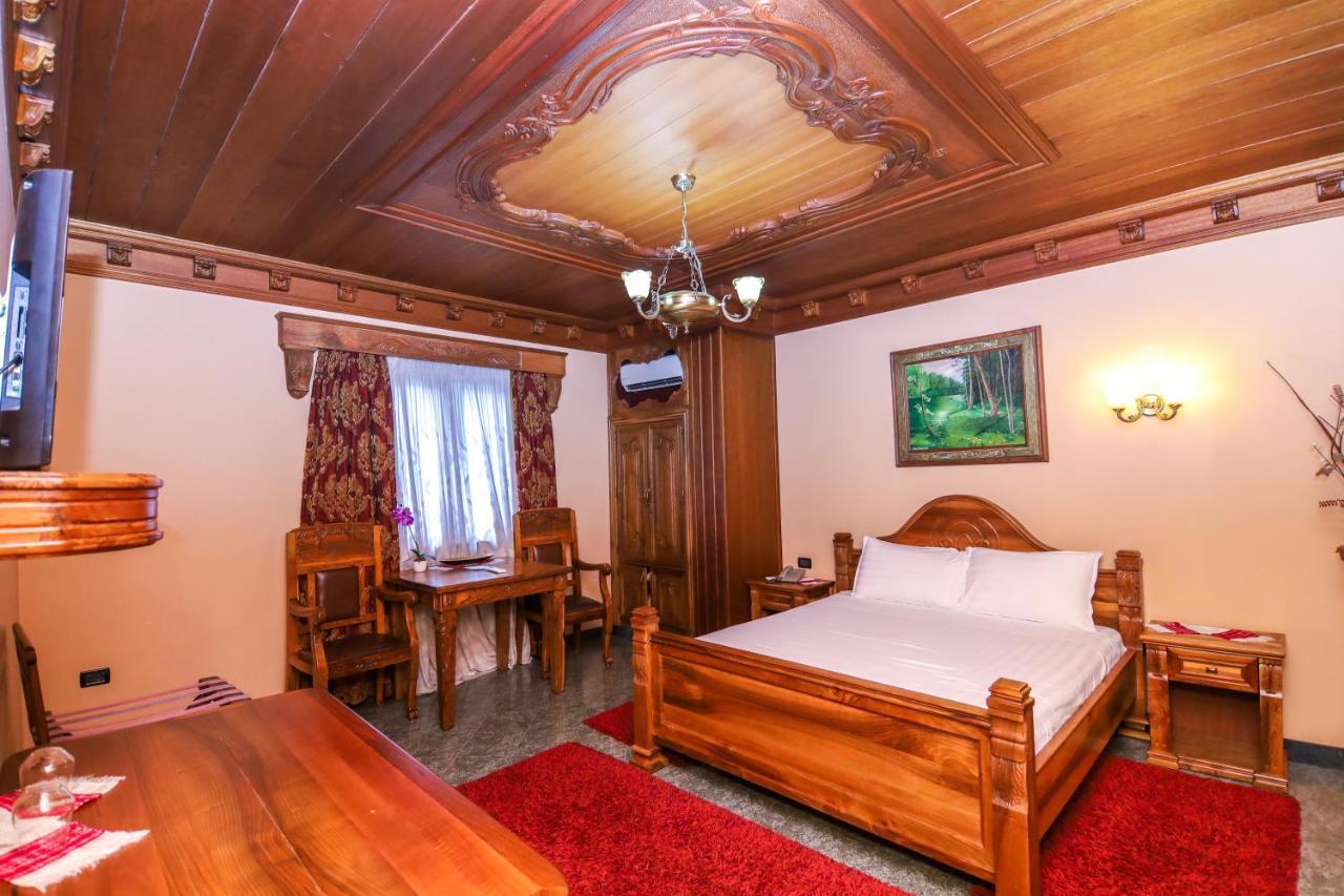 Brilant Antik Center Hotel Tirana Extérieur photo
