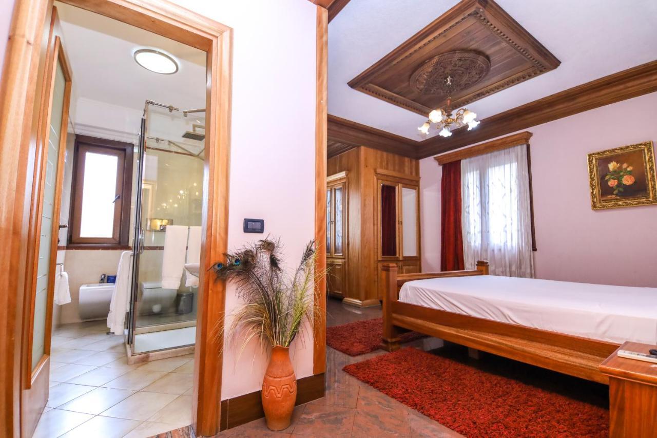 Brilant Antik Center Hotel Tirana Extérieur photo
