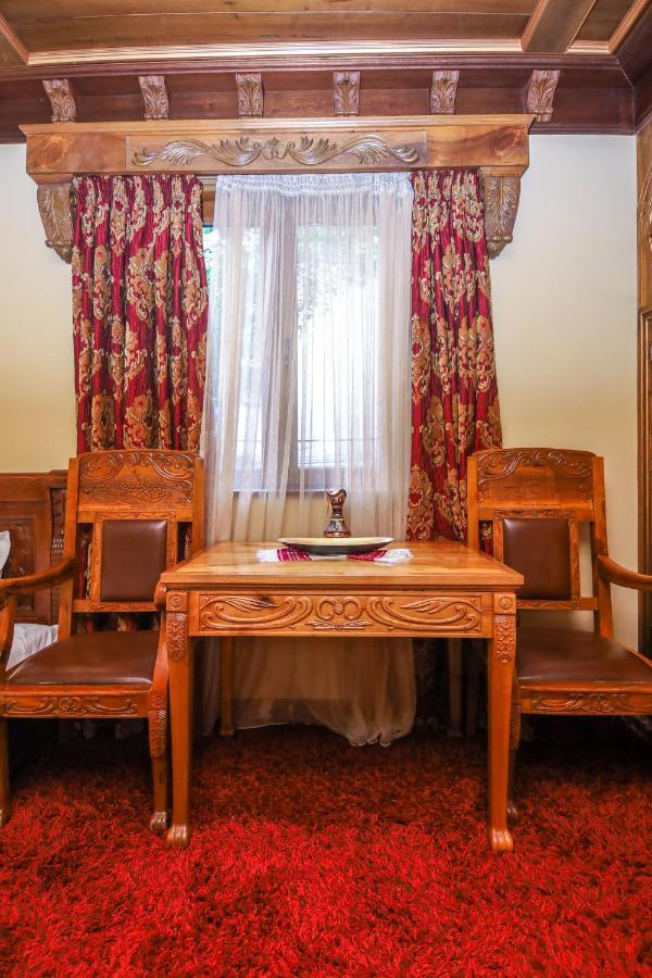 Brilant Antik Center Hotel Tirana Extérieur photo